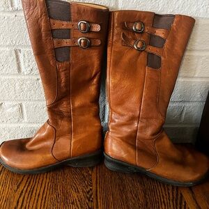 Keen baby bern Brown Leather Knee-High Boots with Buckle Accents size 6